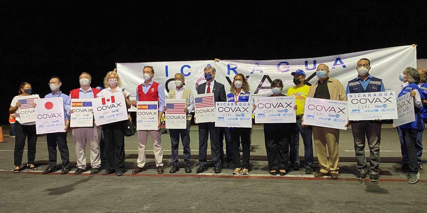 Donación de vacuna Pfizer 305,370