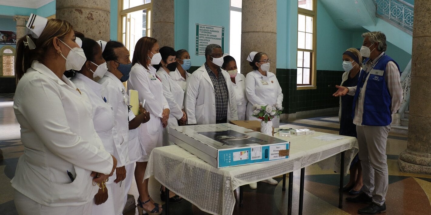 Donación de equipamiento a centro centinela