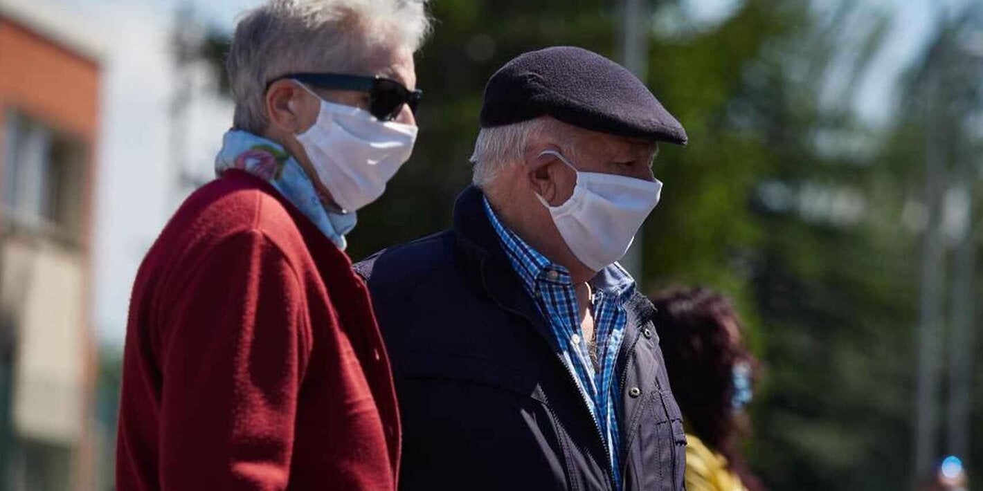 Ciudades y Comunidades Amigables con las personas mayores surge como respuesta al acelerado envejecimiento y urbanización de la población mundial y tiene como principal objetivo lograr que las ciudades y comunidades se comprometan a ser más amigables, fomentando el envejecimiento activo, participación y seguridad de las personas mayores