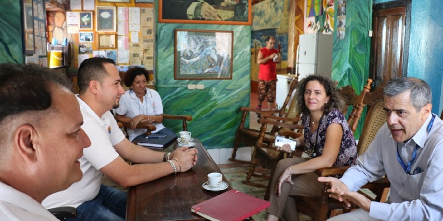 Grupo gestor de Cabildo Quisicuaba recibe al representante de OPS/OMS en Cuba