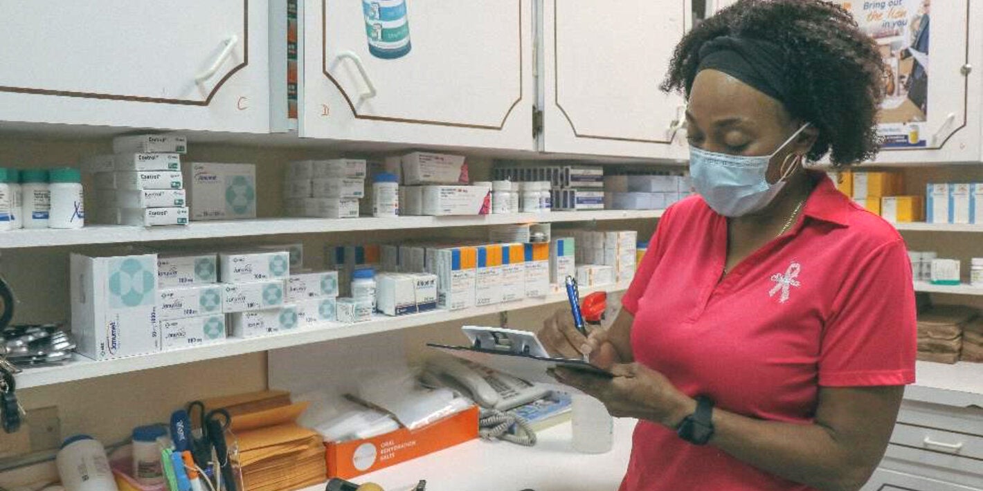 Inventory of pharmaceuticals at a pharmacy, Fleming Street Clinic, October 2021.  PAHO/WHO Paulterra Johnson