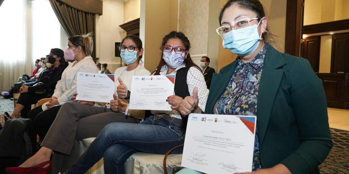 Gracias al apoyo de OPS, Ecuador se suma a los 11 países que implementan vigilancia de influenza, COVID-19 y otros virus