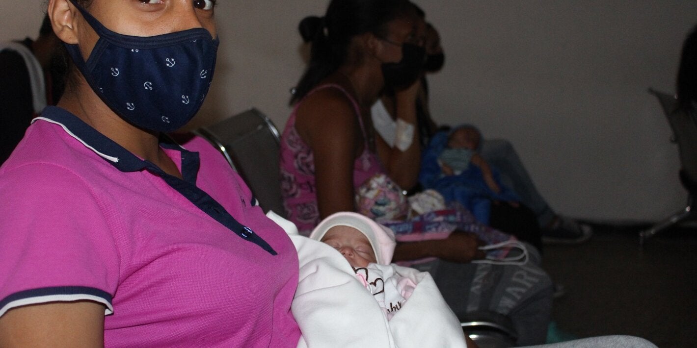 Disminuir los índices de mortalidad materna es una de las líneas de la OPS