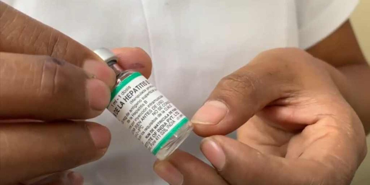 Con talento artístico y comunicacional, así como conocimiento científico el personal sanitario del Ecuador informa y promueve la prevención contra la hepatitis