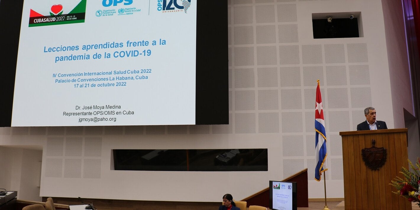 Conferencia "Lecciones aprendidas frente a la COVID-19" en Cuba Salud 2022