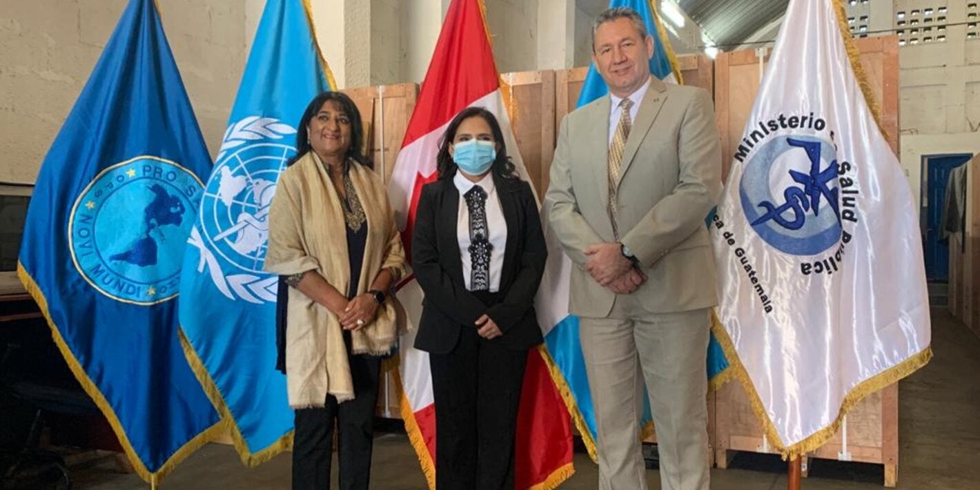 Donación equipo de refrigeración para resguardo de vacunas