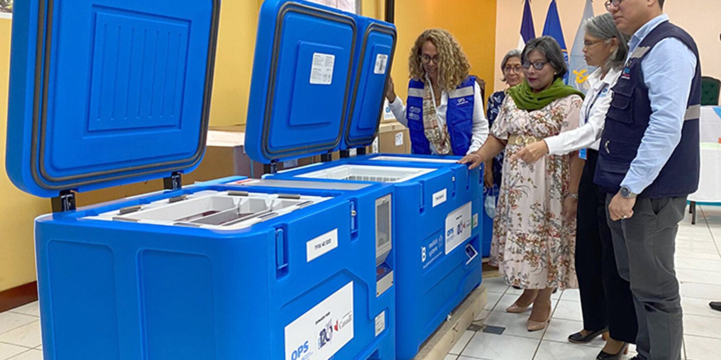 Equipos de cadena de frío donados por OPS al Ministerio de Salud de Nicaragua