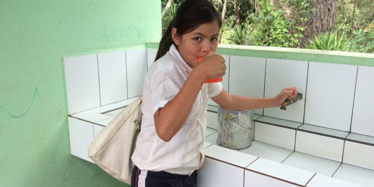 agua y saneamiento-desechos hospitalarios