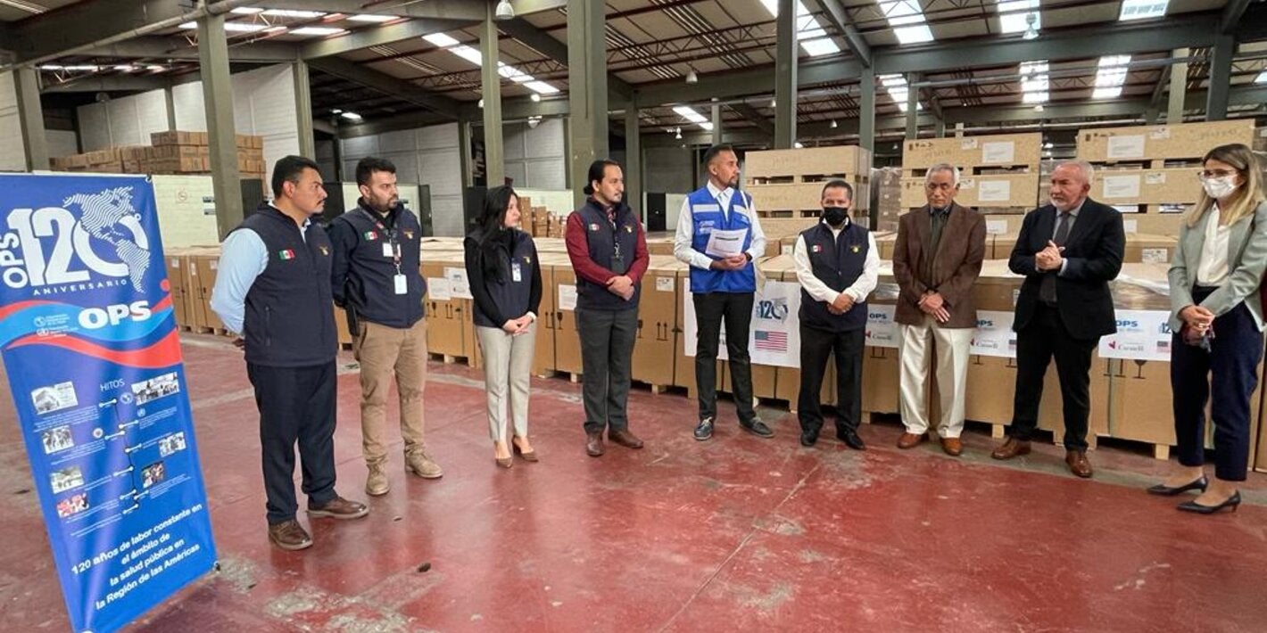 OPS entrega en donación equipos e instrumentos para fortalecer la red de frío del plan nacional de vacunación, beneficiando a comunidades en zonas de difícil acceso