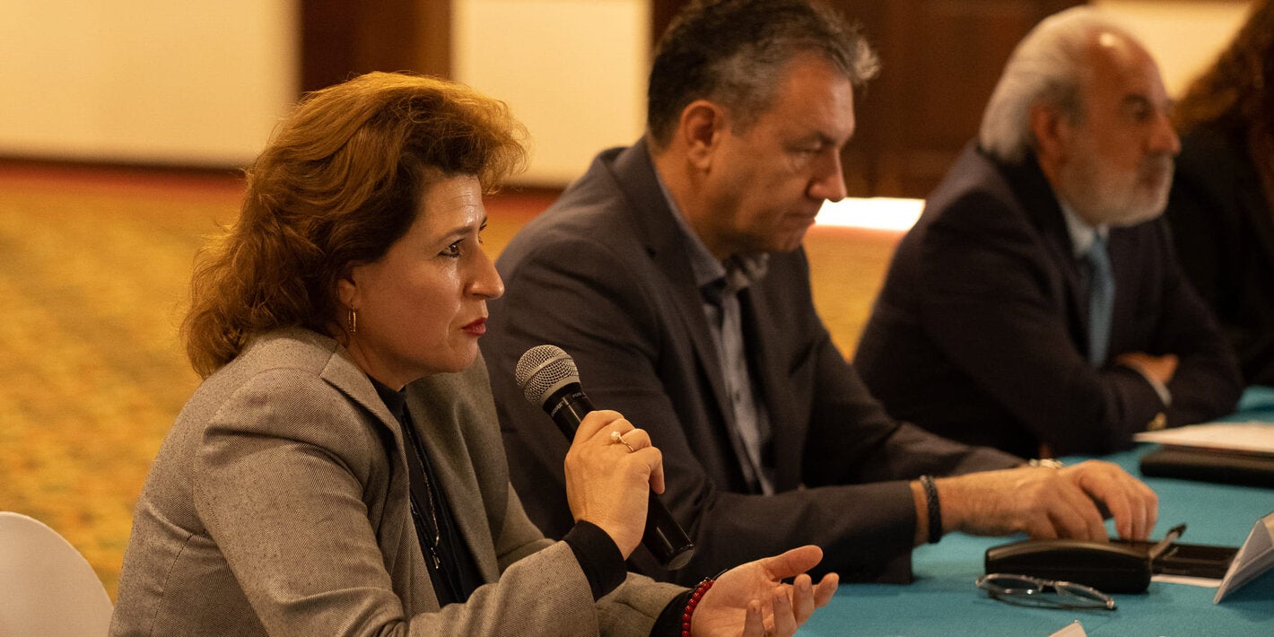 Misión conjunta para medicamentos e insumos