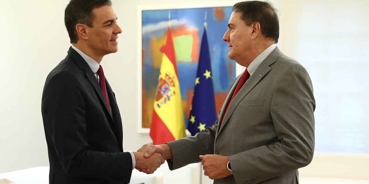 PAHO Director meets the President of the Government of Spain, Pedro Sánchez