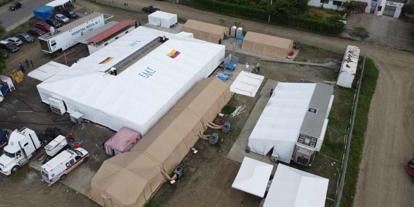 OPS donó carpas y cooperó con la capacitación de personal de salud para hospital móvil en Ecuador 