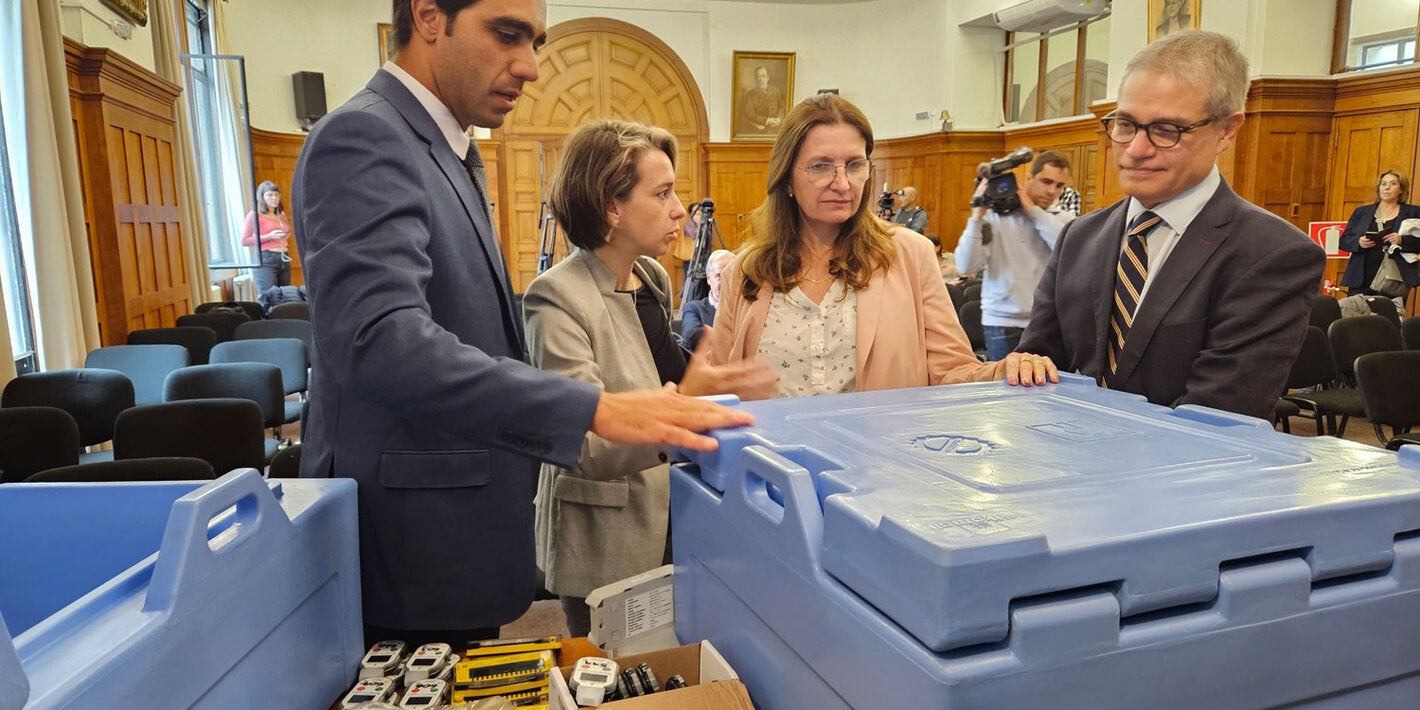 Contribución de Canadá y Estados Unidos 