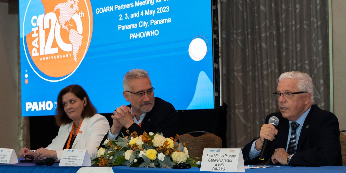 Meeting of the regional group of the Global Outbreak Alert and Response Network (GOARN) brought together more than 60 regional epidemiologists, laboratory experts, clinicians, and veterinarians in Panama from 2-4 May 