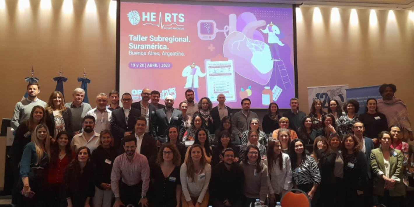 Imagen grupal de los asistentes a los talleres