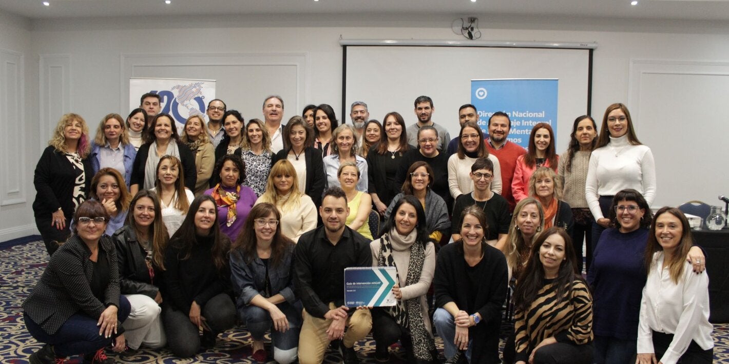 Foto grupal de los participantes