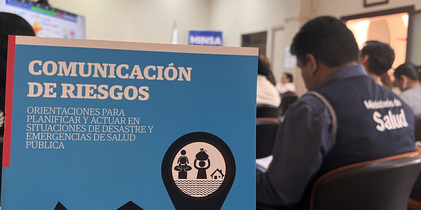 Portada de publicación sobre comunicación de riesgos