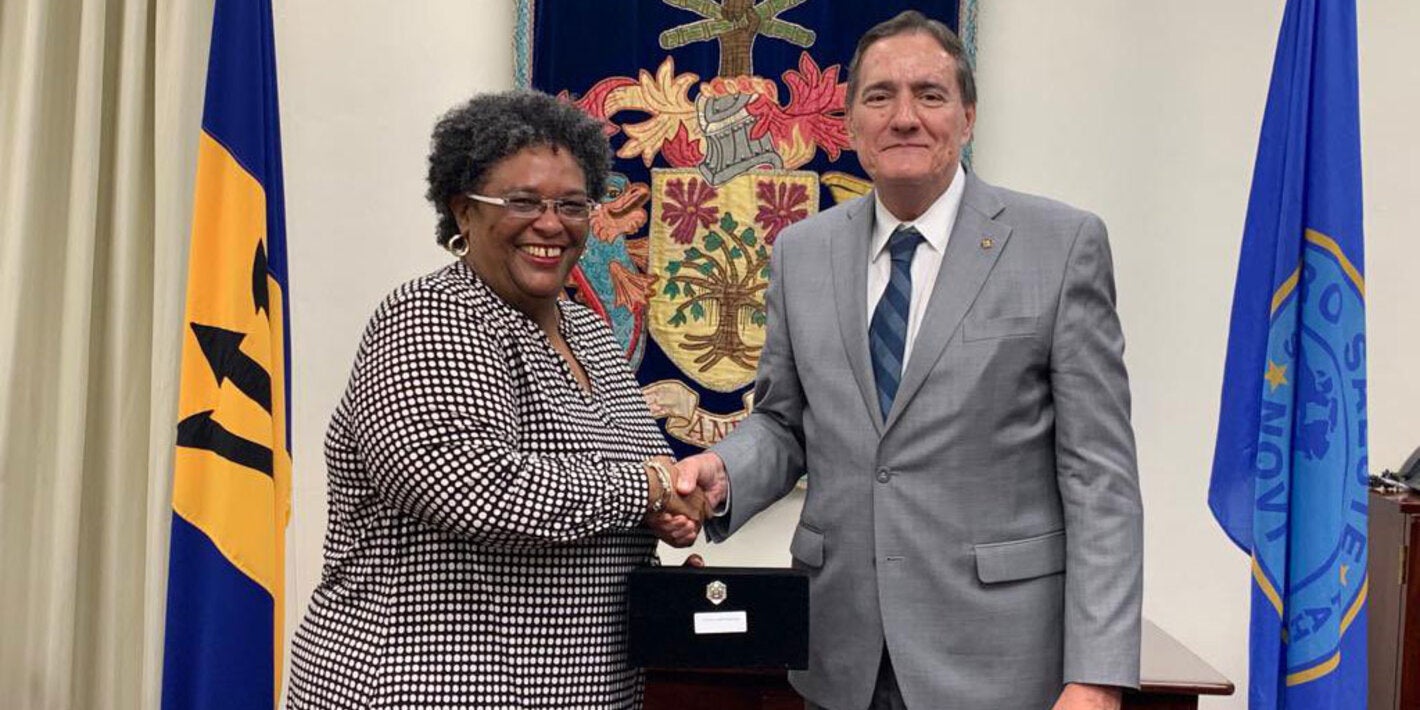 The Prime Minister of Barbados, Hon. Mia Amor Mottley, today met with Pan American Health Organization (PAHO) Director, Dr. Jarbas Barbosa, during his official visit to the Caribbean country