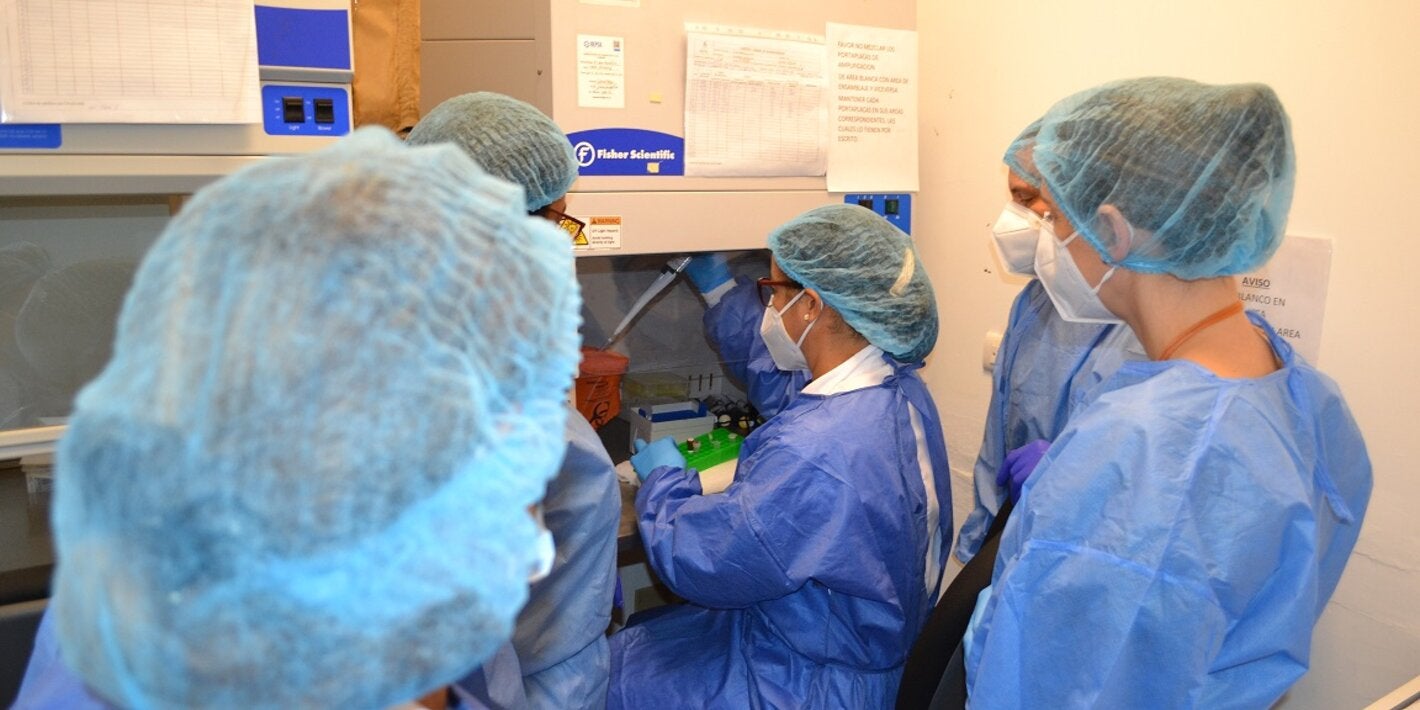 OPS fortalece Laboratorio Dr. Defilló en diagnóstico de Influenza y SARS-CoV-2