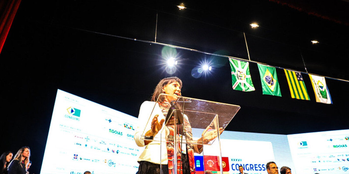 Socorro Gross na abertura do Congresso