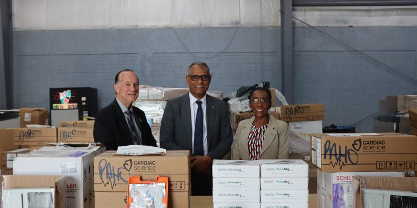 PAHO/WHO donates telehealth equipment to The Bahamas’ Ministry of Health and Wellness