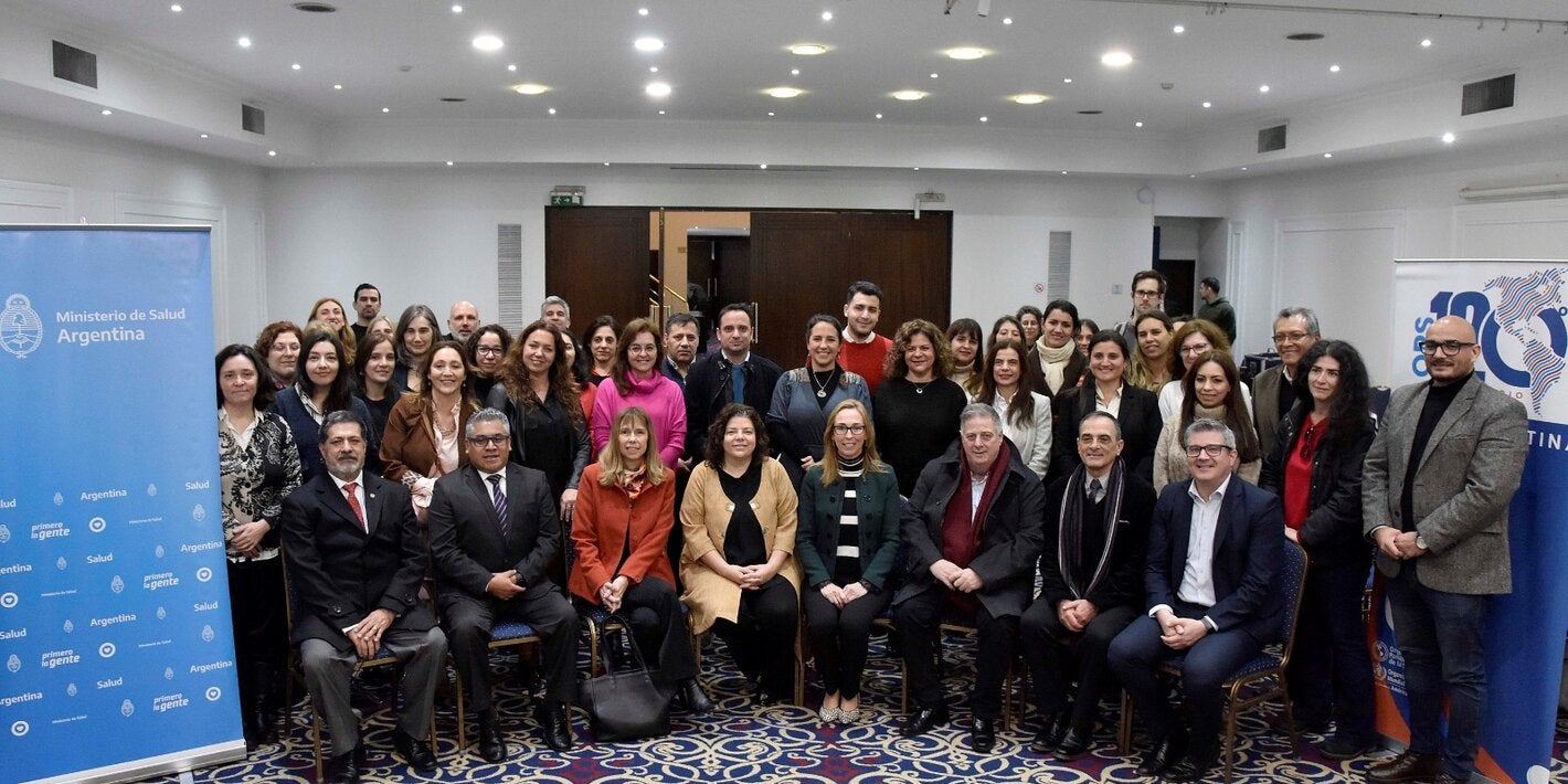 foto grupal del la capacitación en la herramienta STAR para evaluación estratégica de riesgos para la salud pública