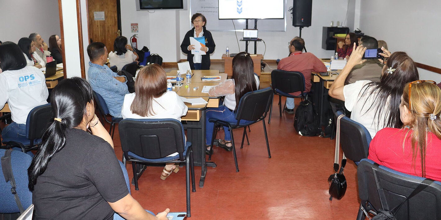 Taller de microplanificación dictado por la OPS a autoridades del MPPs