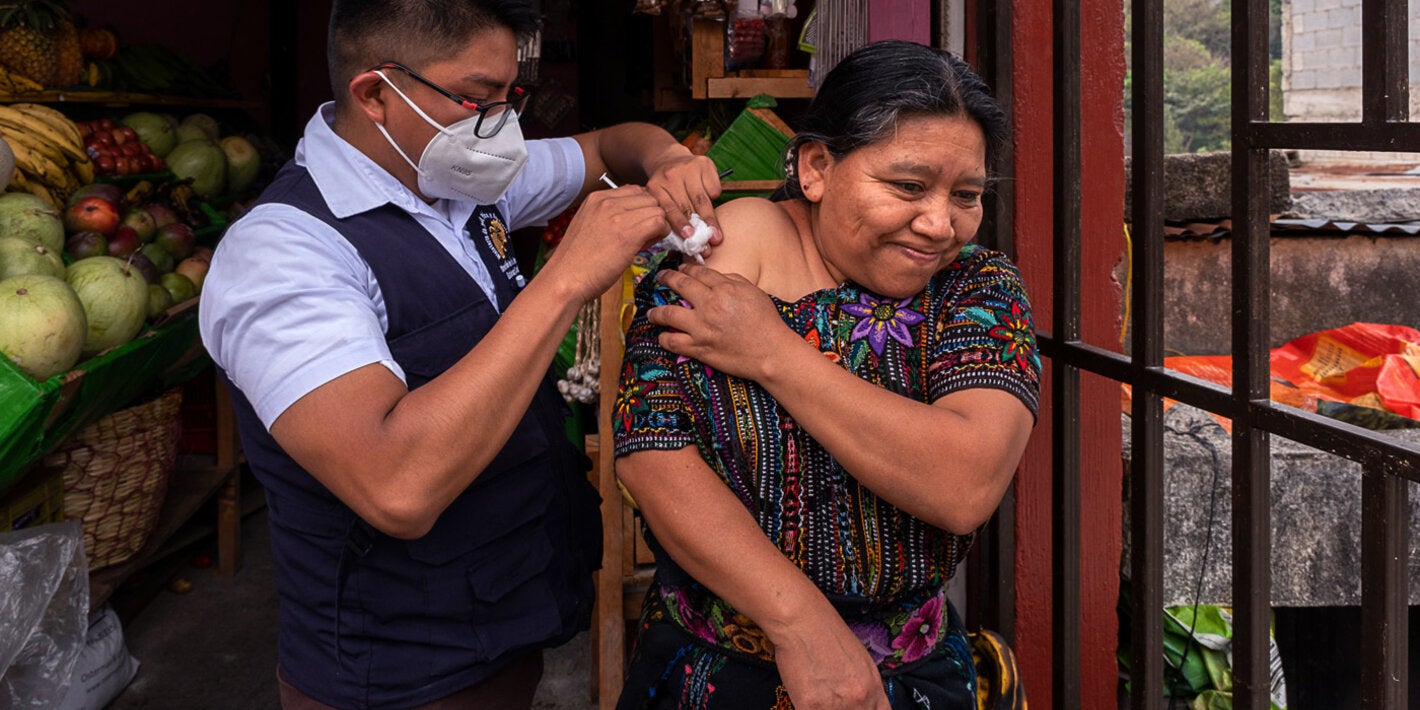 Impacto temprano de la vacunación contra la COVID-19