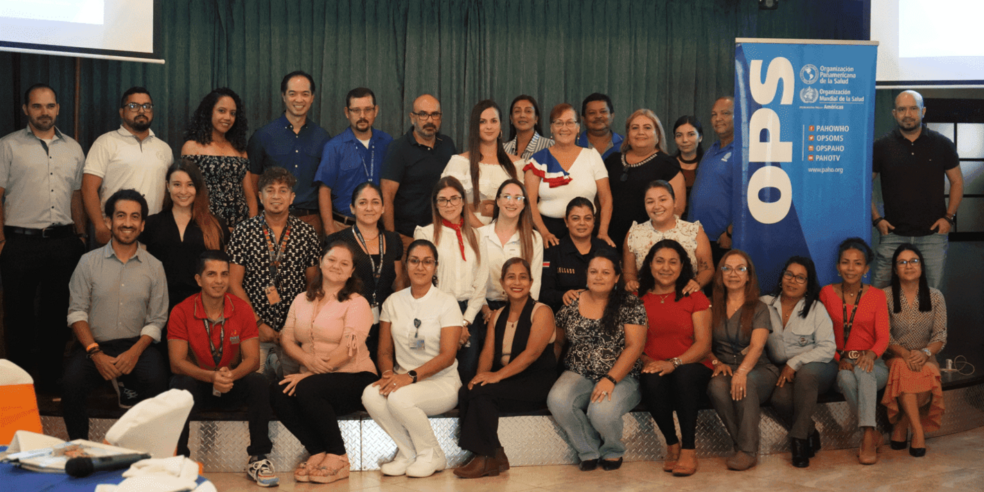 Participantes en la fotografía grupal