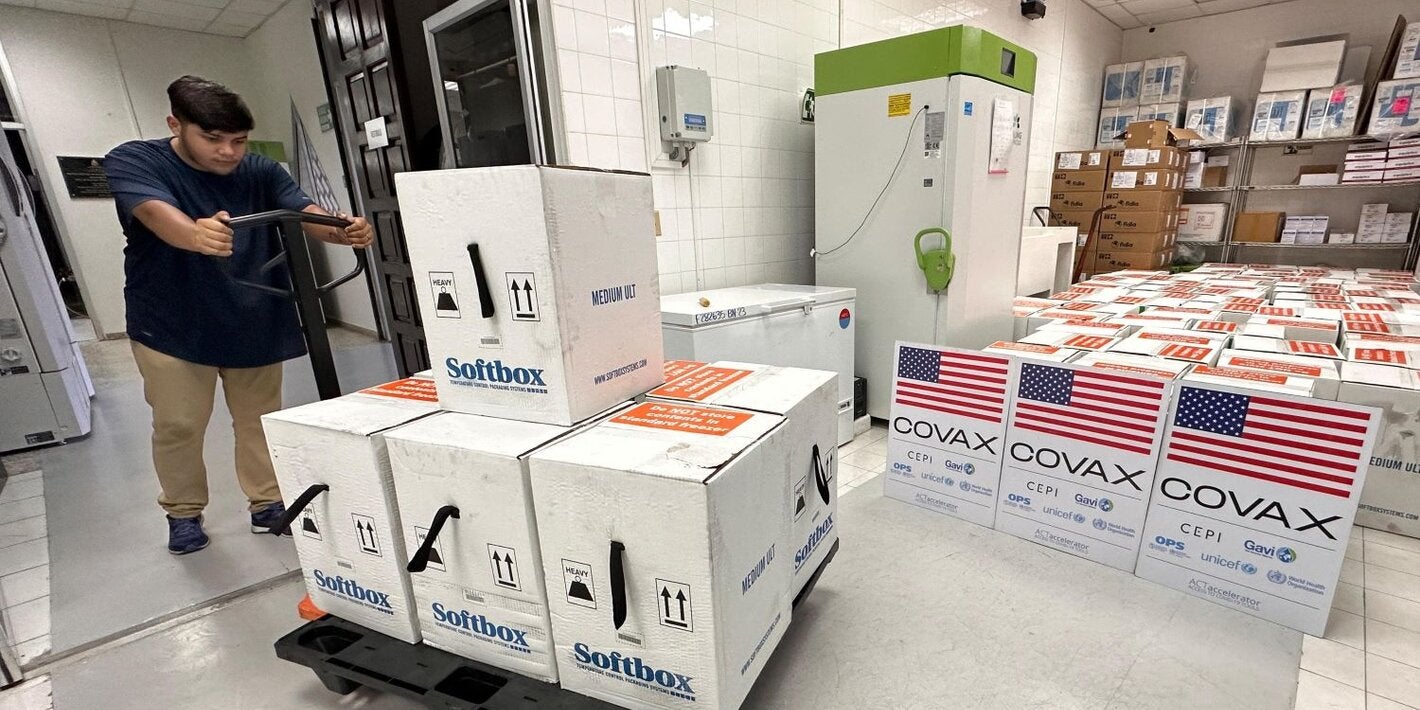 Recepción de vacuna Bivalente contra La COVID-19