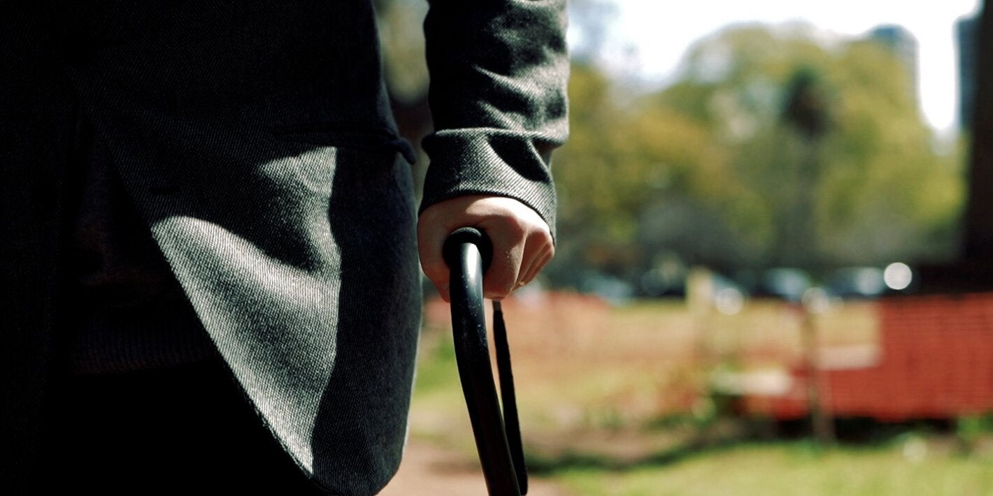 Hombre con bastón