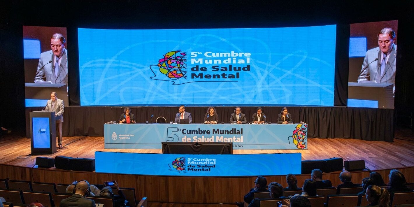 Director de OPS culminó visita en Argentina con eje en producción de vacunas y abordaje comunitario de la salud mental