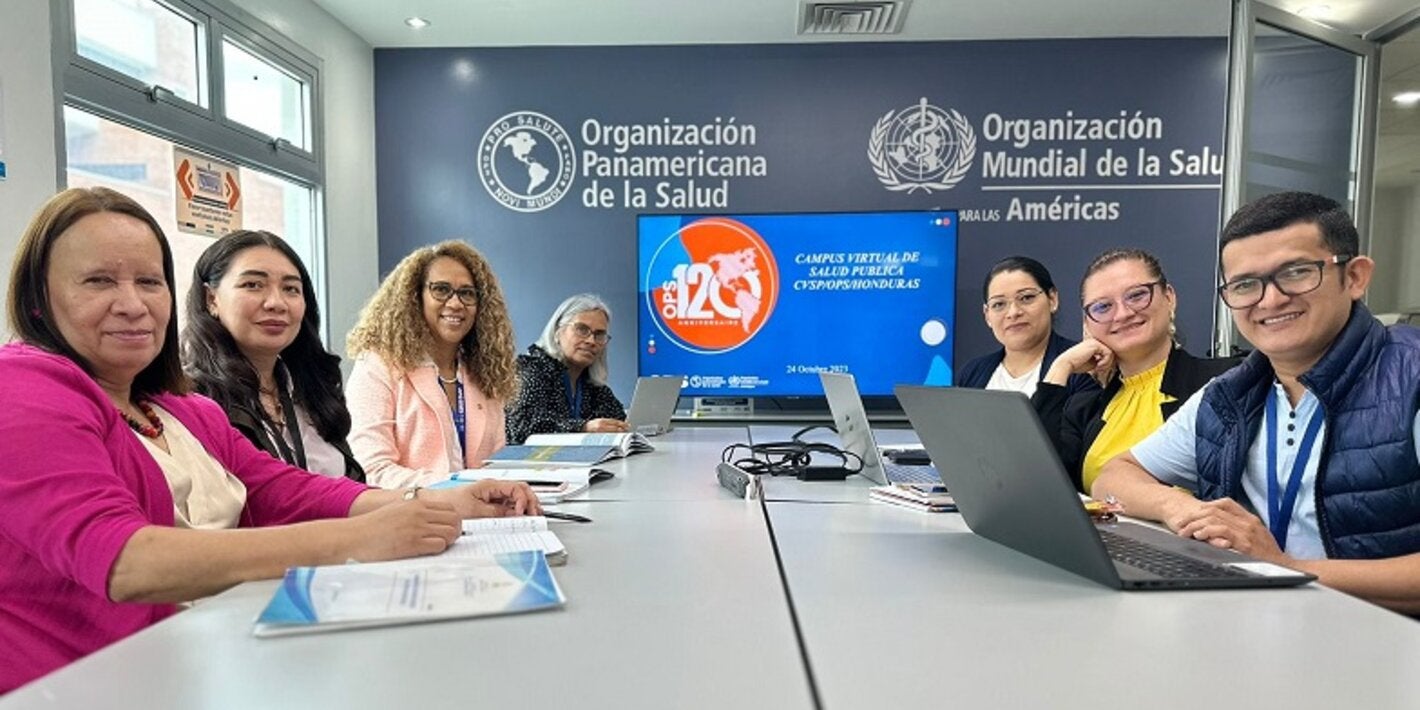 Equipo constructor de los cursos virtuales para el PNA