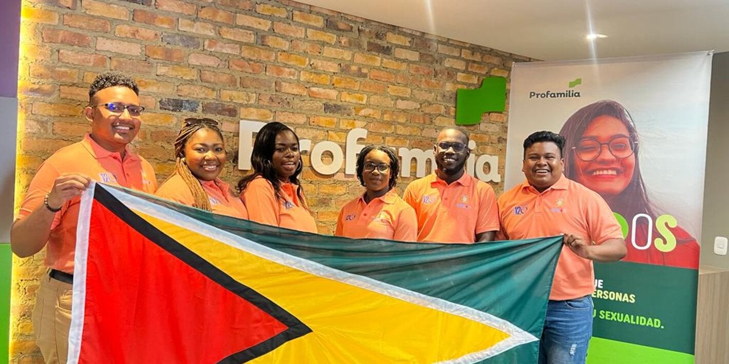 Guyanese Youth Advocates Complete Health Information Exchange in Colombia