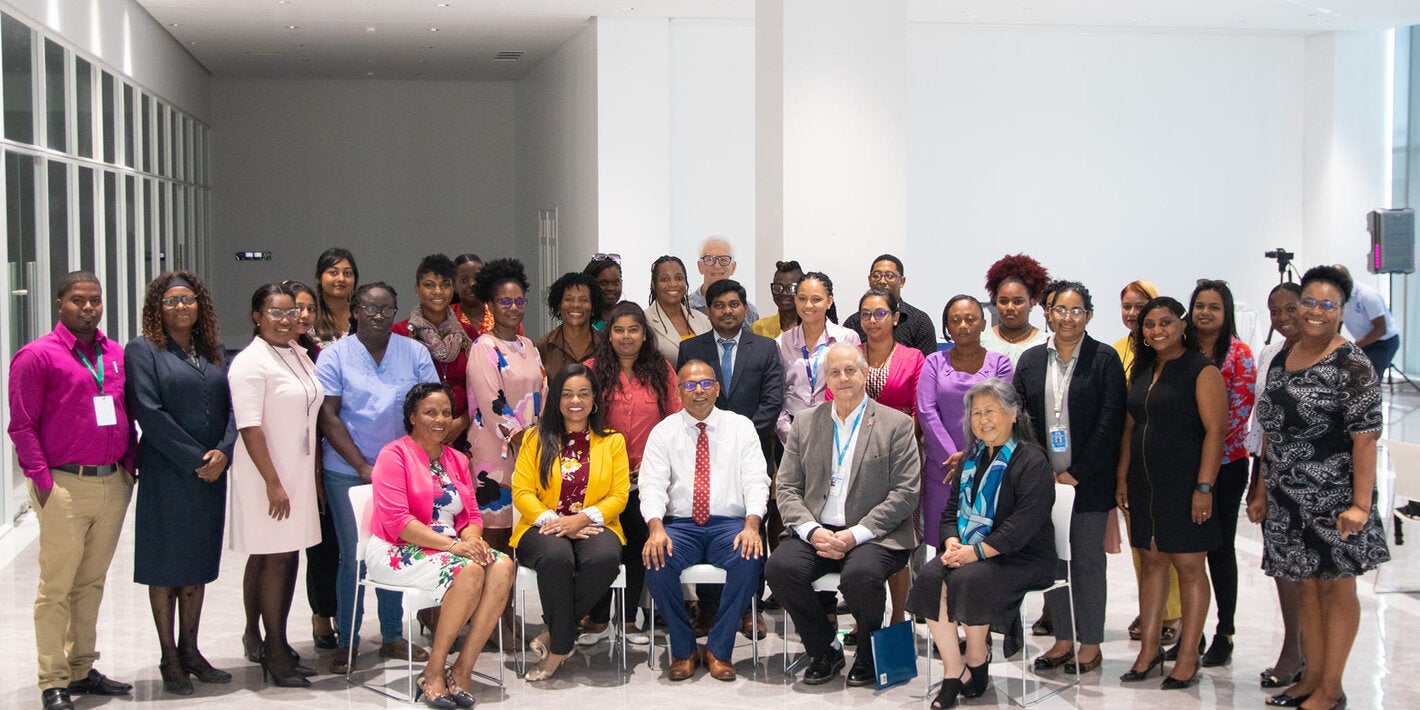 PAHO-WHO training in Guyana, in coordination with EIH and BIREME, enhaces uses of R4L and VHL 