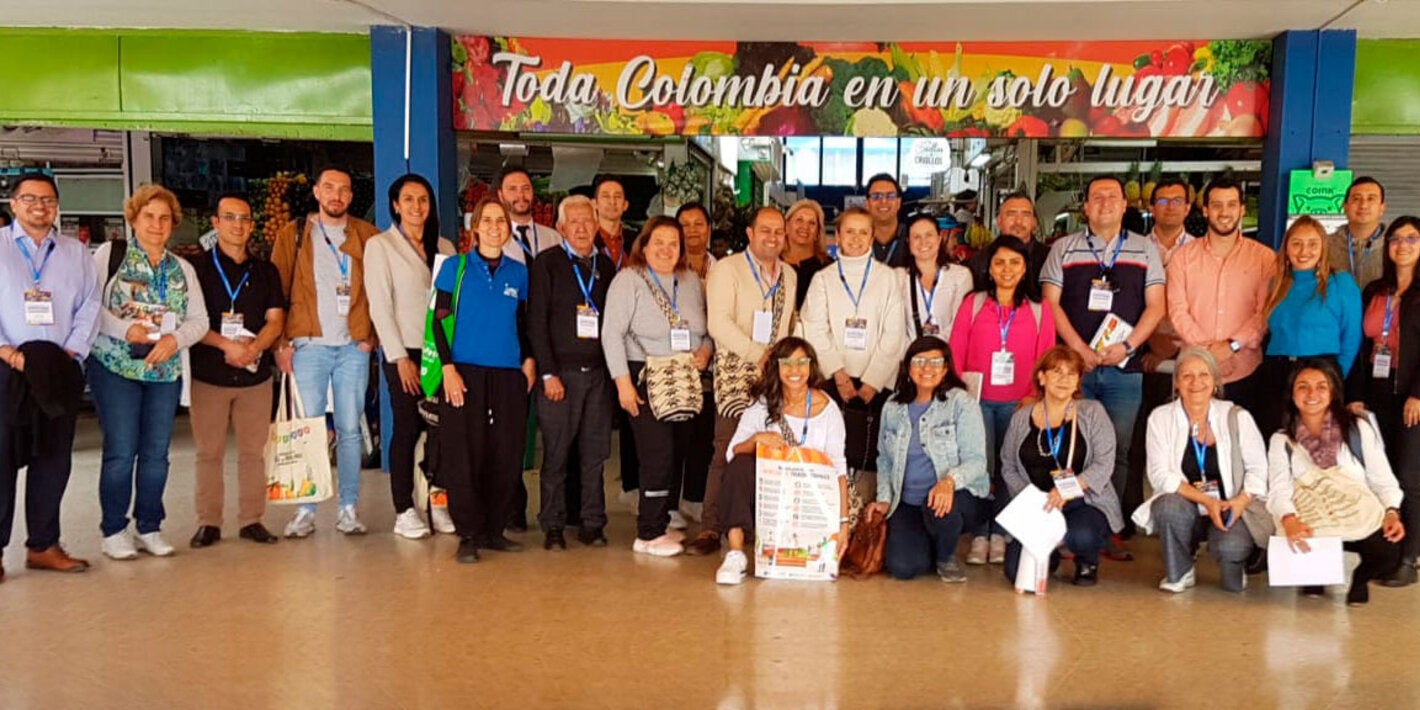 Taller mercados tradicionales alimentos