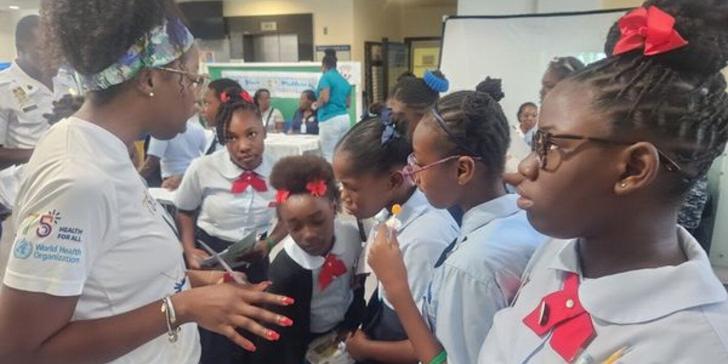 PAHO/WHO at the Ministry of Education, Technology and Vocational Training's mental health expo.