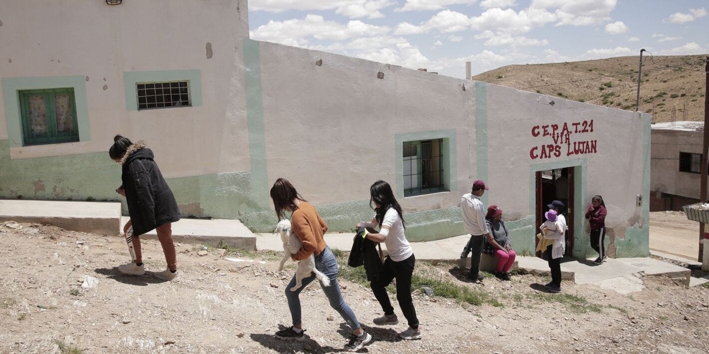 Caminata por calles de Jujuy