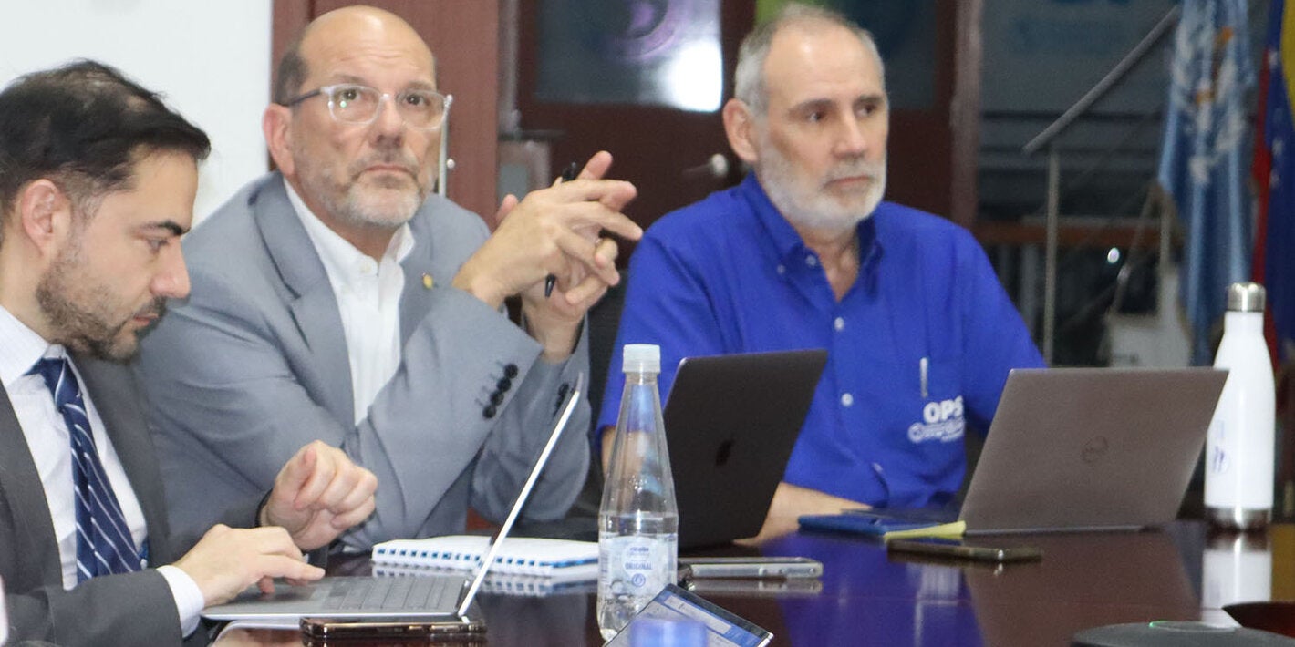 Jonás Gonseth, Bremen de Mucio y Pablo Durán, expertos en salud materno infantil, en visita a Venezuela