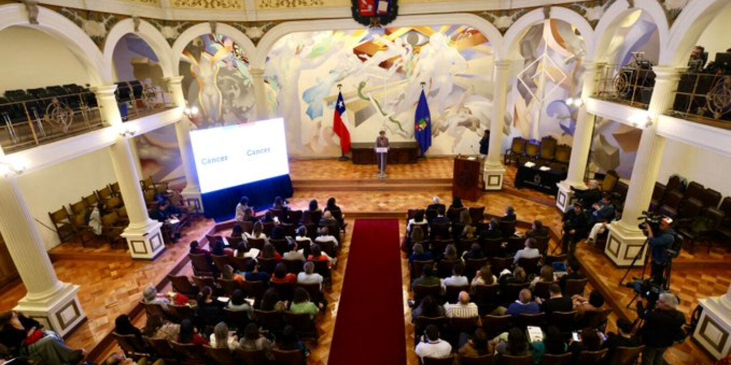 •	Nuevas estrategias del Plan Nacional de Cáncer en Chile presenta por primera vez enfoque en población Infantoadolescente 