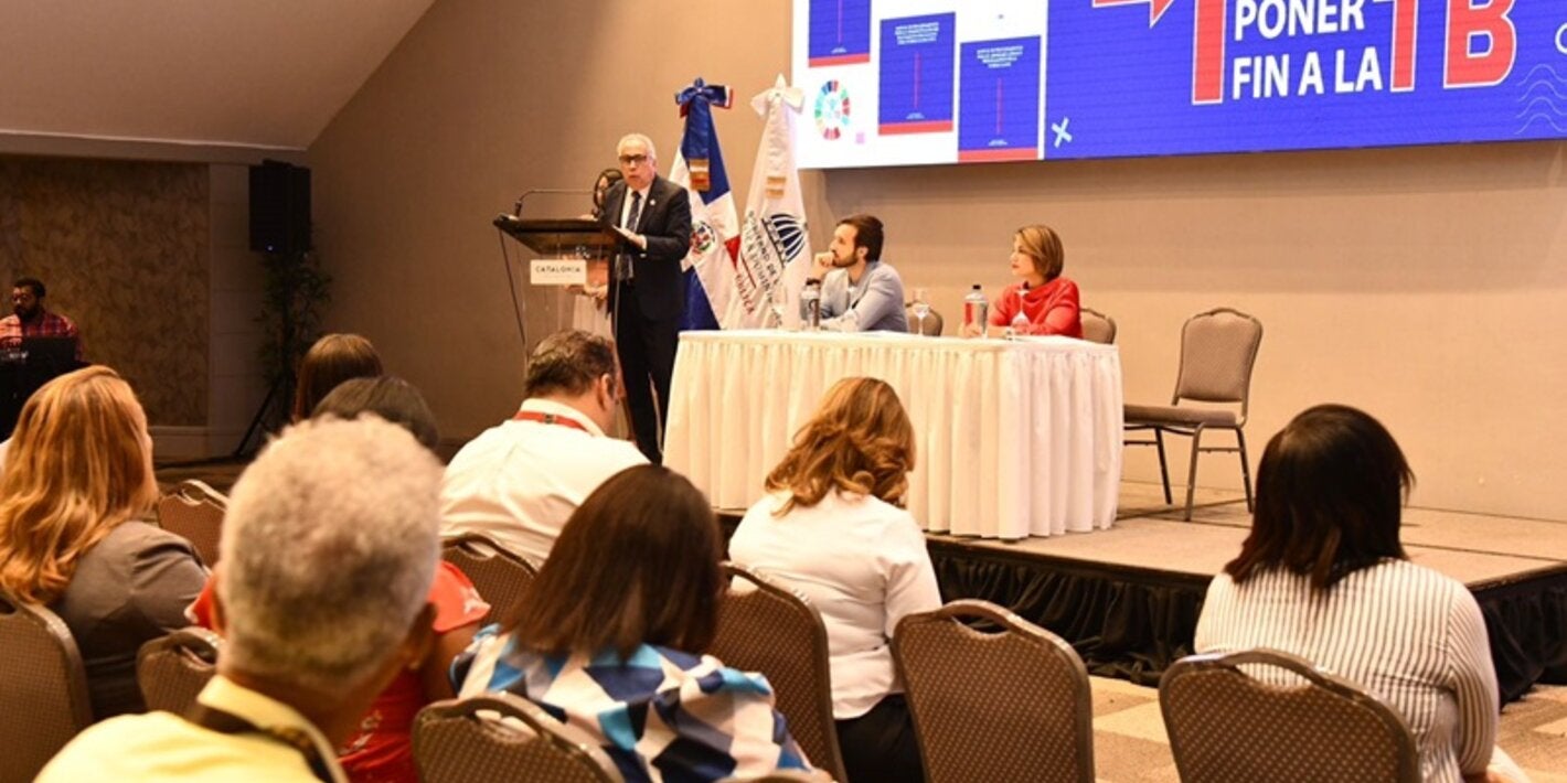 OPS conmemora Día Mundial de la Lucha contra la Tuberculosis en apoyo al Ministerio de Salud en jornada científica