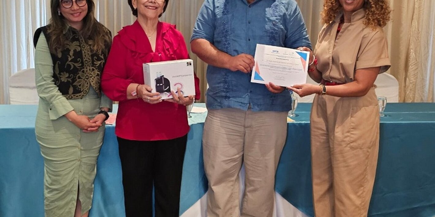 Autoridades entregan insumos de WASH PRESS a Región Metropolitana de Salud