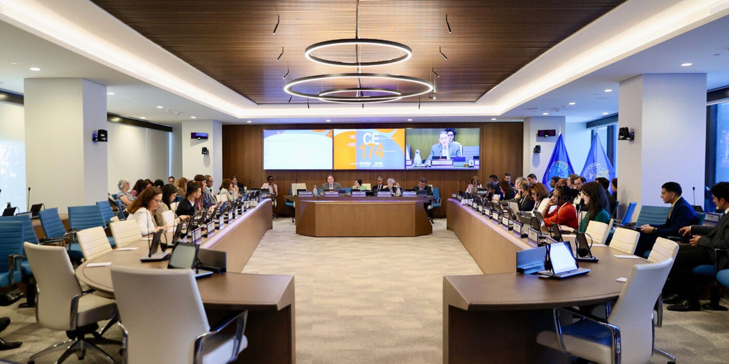 Sala con los participantes de la 174ª Sesión del Comité Ejecutivo