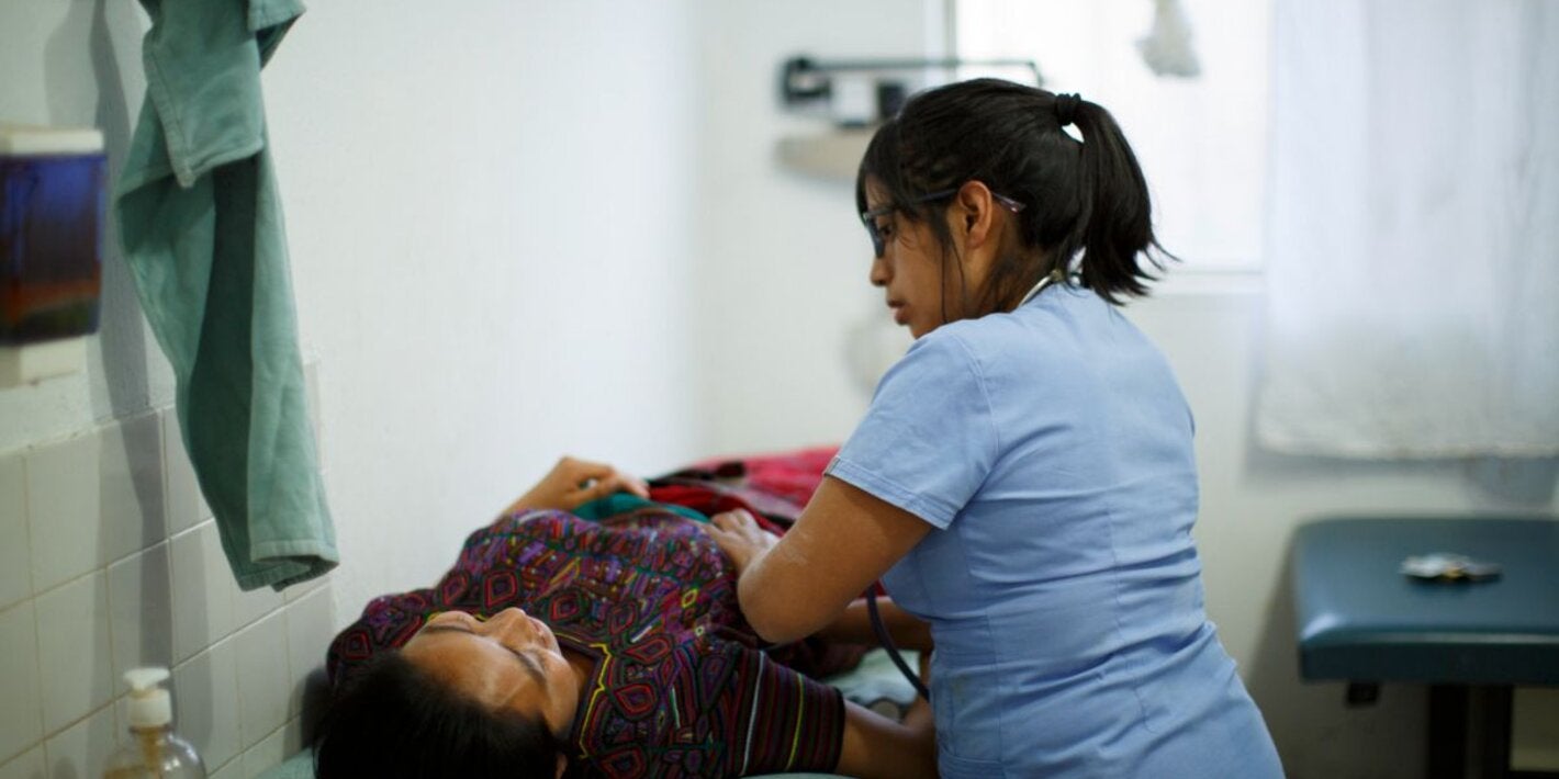 Enfermera con paciente