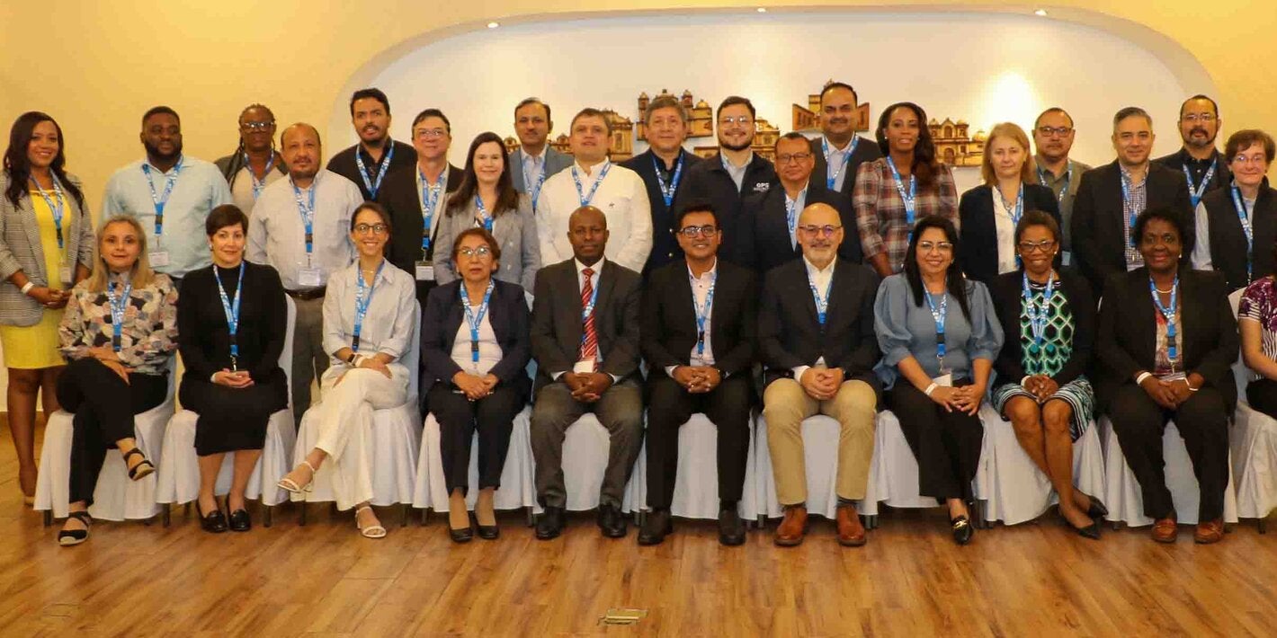 Se reúnen para erradicar la lepra