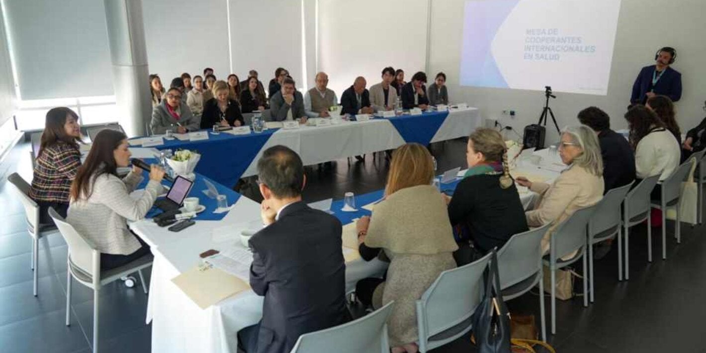 Diálogo entre convocados a la Mesa de Cooperantes Internacionales en Salud (MCIS)