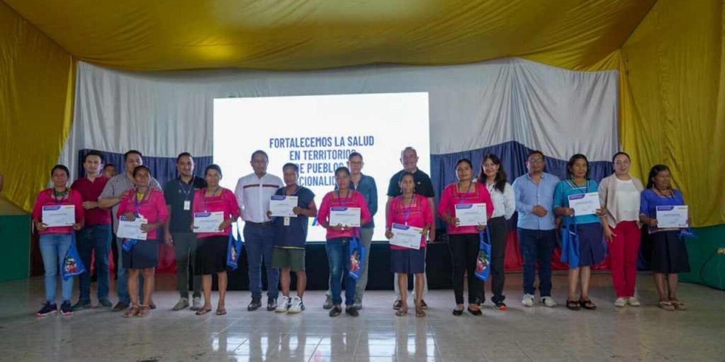 Evento de certificación y reconocimiento de parteros y parteras en la Amazonía