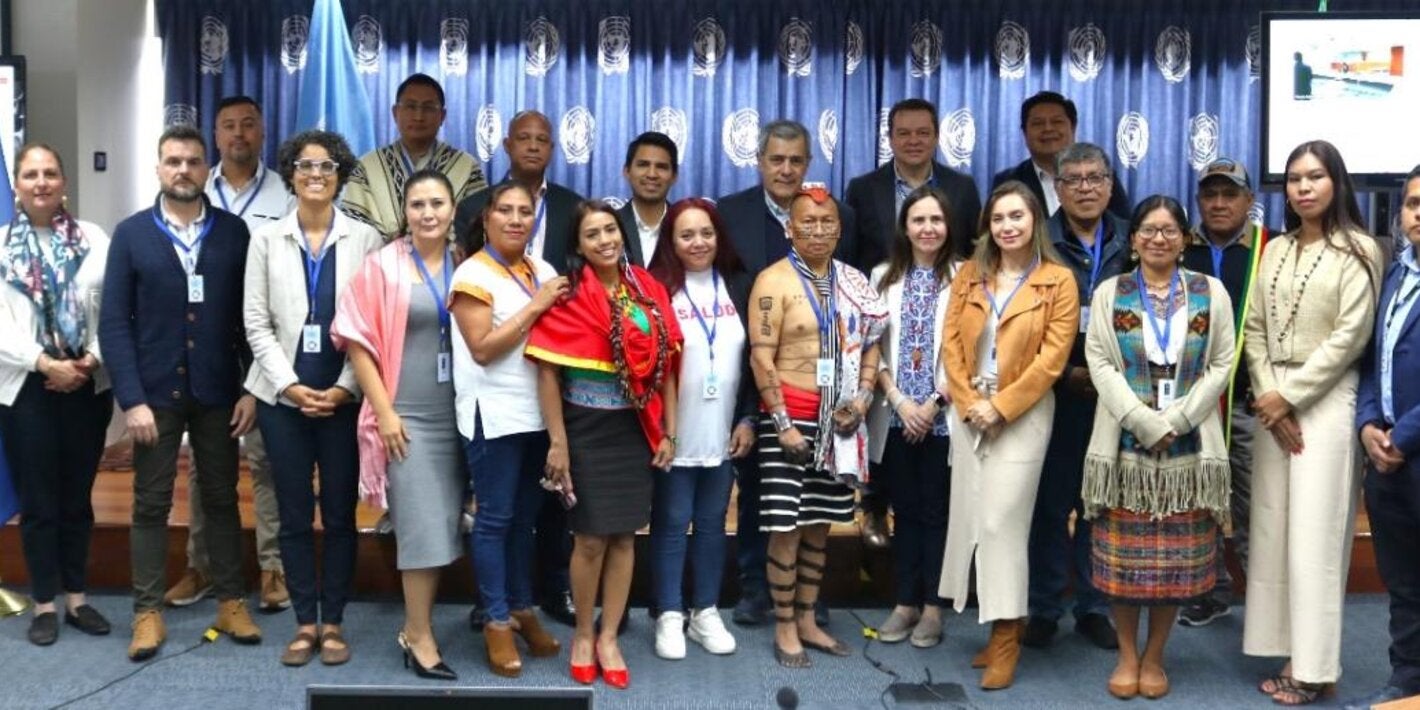 Group of people who participated in the intercultural meeting