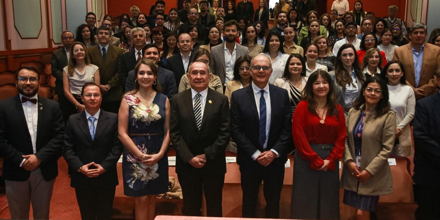 Ecuador presentó nuevo reglamento sobre ensayos clínicos desarrollado con asistencia técnica de la OPS