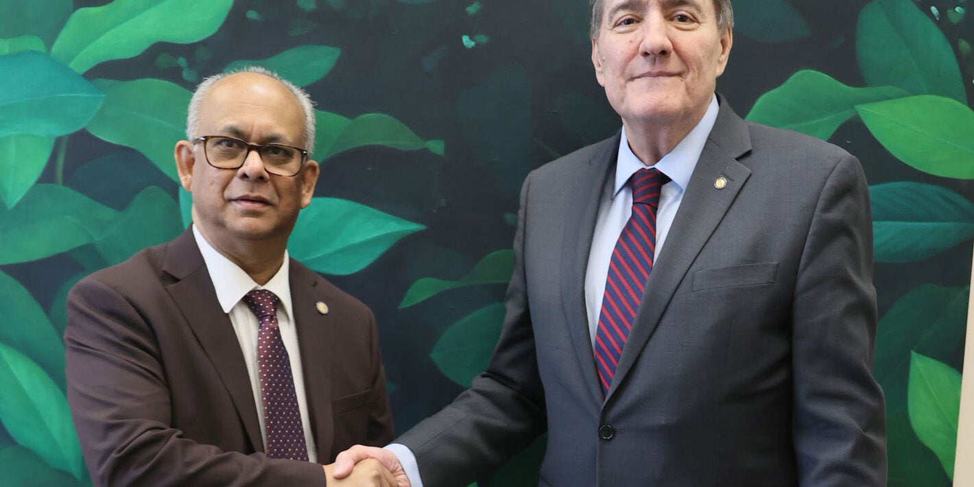 PAHO Director meets with newly elected Secretary General of the OAS